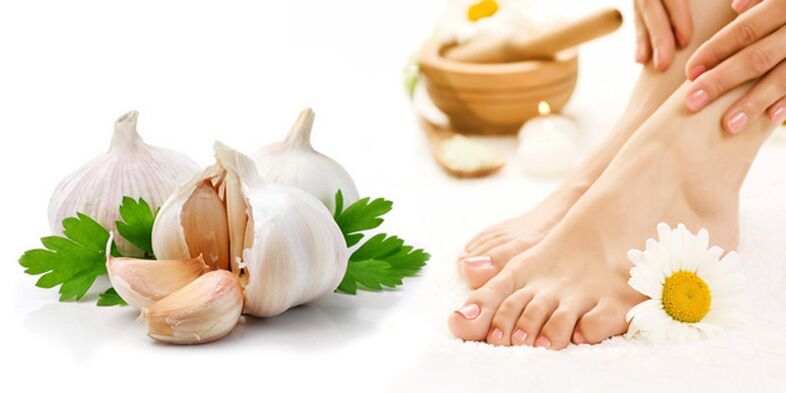 Treatment of fungus Fingernails Garlic
